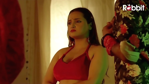 Sainyaa saltman is a really attractive brunette milf