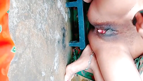 Indian solo girl pissing in her bikini under the bed