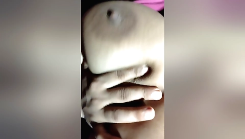 Maine Apni Sauteli Ko Nanga Karke Chut Ko Rub Kiya