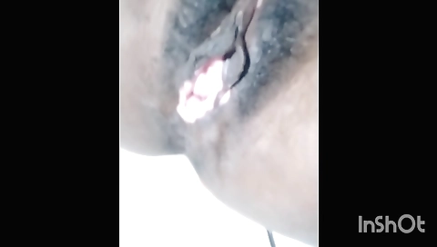 Indian girl with hairy pussy gets creampied in the bedroom