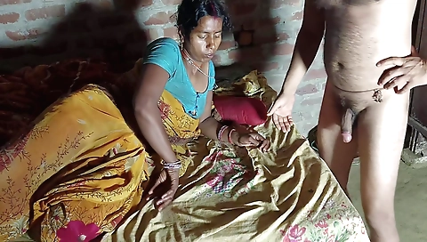 Indian amateur video showing a guy with a large dick