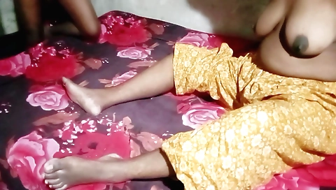 Bhabhi has a round ass and she is in a hot pov video