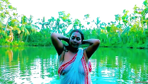 Big-titted brunette 3 is enjoying solo sex with herself