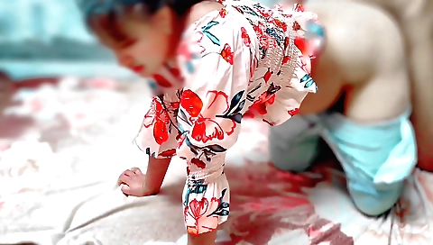 Indian babe gets fucked in the morning in the bedroom