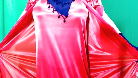 Indian amateur solo porn with her small tits and curves