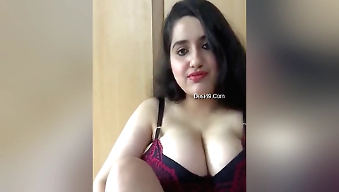 Busty brunette girl shows off her sexy body in homemade video