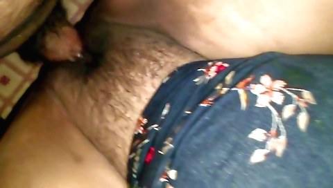 Amateur hairy bhabi getting fucked by a man in her hairy cunt