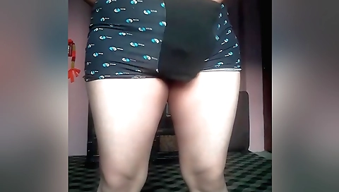 Gorgeous girl with a big booty sucks some big dong