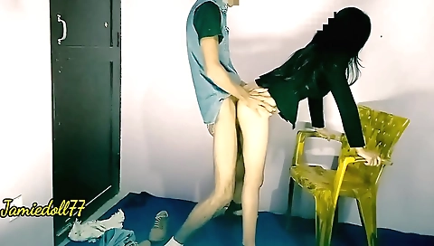 Hot sex clip from a hot brunette girl getting fucked