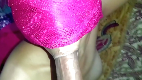 Indian teen gets wet after hot sex in homemade video