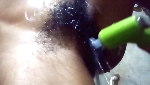 Mature girl enjoys herself in private home-made sex