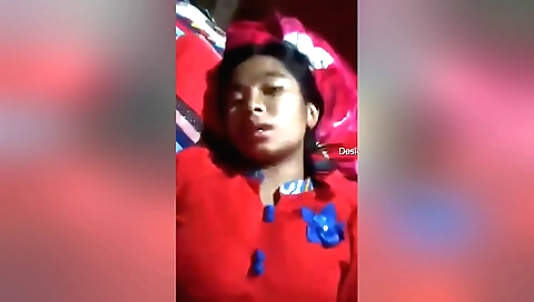 Amateur brunette hairy girl fucks herself in this vid