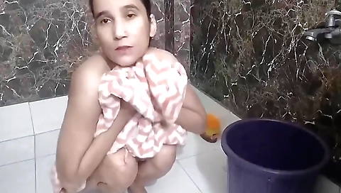 Indian chick in a sexy bikini with a pussy on a camera