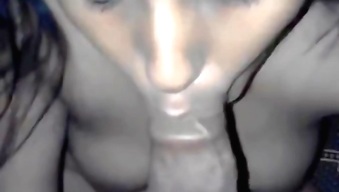 Sexy Indian brunette with a lovely curve of action