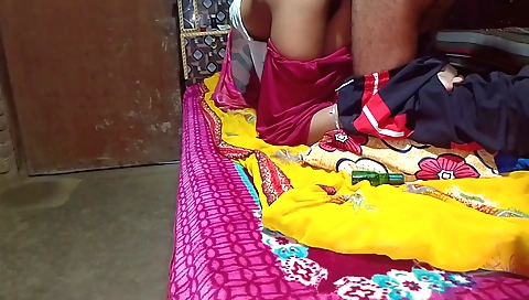 A lovely girl doing some amateur video porn with her cock