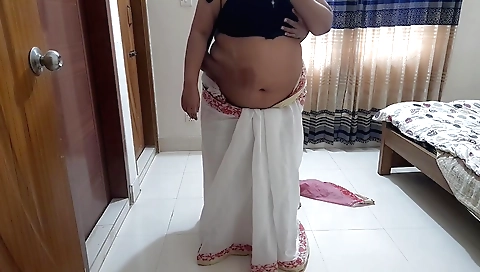 Big boobed woman with a huge ass gets caught on webcam