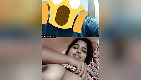 Indian woman shows off her boobs in homemade webcam vid