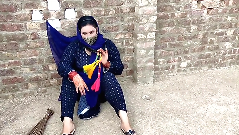 Indian chick with black suit and leather pants got fucked on bed