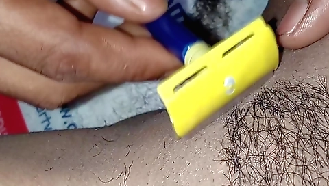 hairy indian chick shows her hairy pussy in hd amateur vid