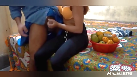 Indian video showing a brunette with a nice body in her underwear