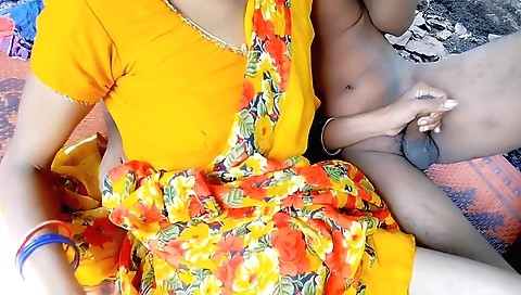 Indian chick with a huge ass gets fucked hard in the jungle