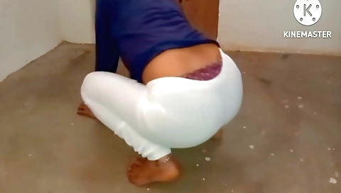 Bhabhi naked in white leggings makes you cum in camera