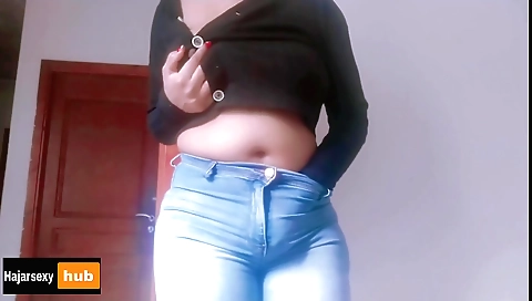 Indian solo female gets fucked by a big cock in amateur porn