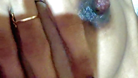 Indian amateur solo video with sexy pussy and body