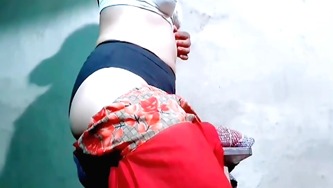 Indian amateur big tits video showing a sexy solo vid