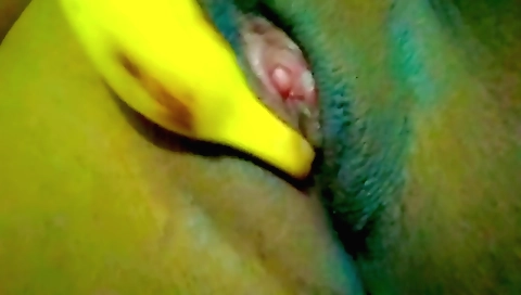 I masturbate my sexy pussy with a dildo in amateur video