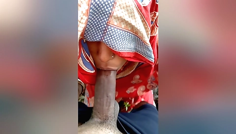 Busty indian bhabhi with big tits giving a handjob