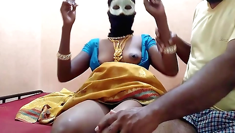 Indian chick with a deepthroat sucks and gets a cumshot
