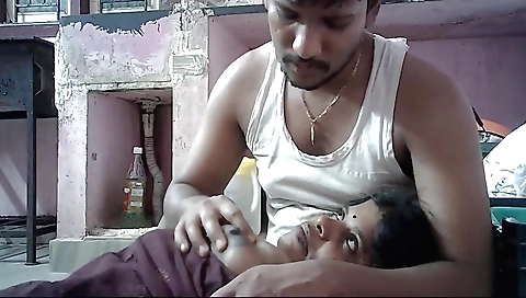 Busty housewife with big boobs shows her body on webcam