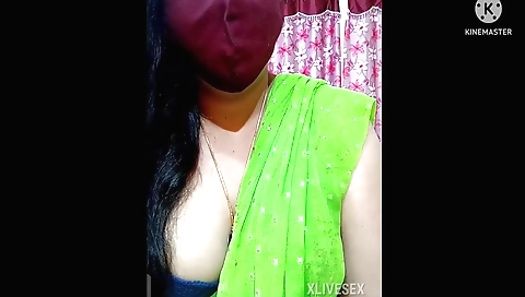 Indian brunette babe with big boobs makes solo video
