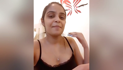 Indian solo beauty shows off her huge tits and sexy body