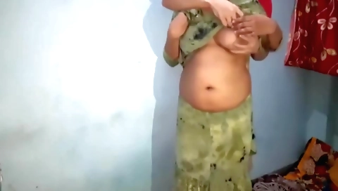 Indian bhabhi is sucking and fucking her hairy cunt