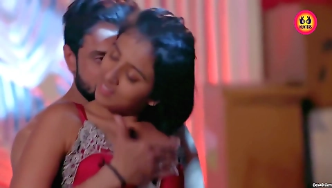 Brunette teen gets her pussy filled with a vibrator