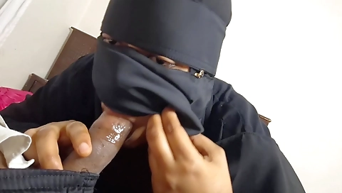 Busty indian chick gets a nice massage done by a young boy