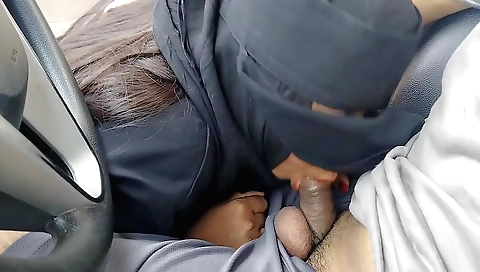 Indian girl with natural boobs gets fucked by a man