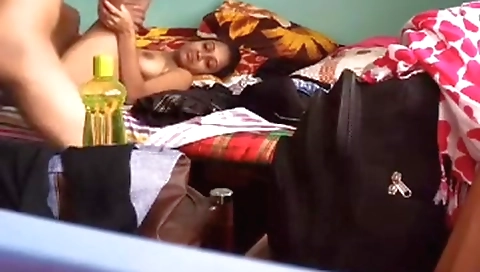 Sexy teen 18+ showing her big fat tits in homemade porn