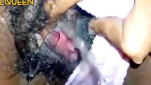 Beautiful Cute Girl Salwar Kameez Showing Pussy Sex Video !