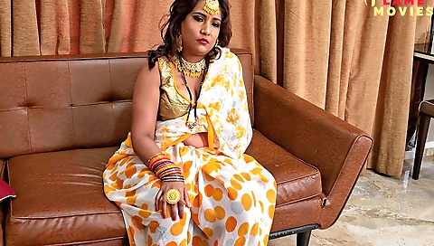 Indian hottie loves deepthroating with her new hubby