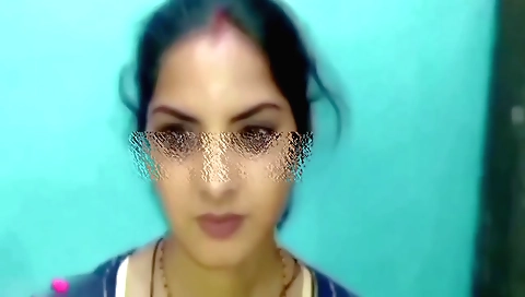 Indian amateur girl with shaved pussy and a tight pussy doing it