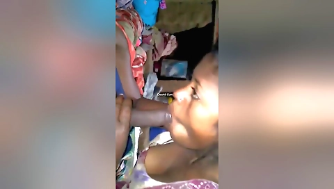 Indian brunette with a little bit of natural sex skills